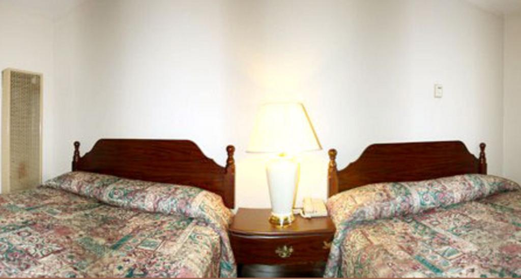 Sunset Inn And Suites West Sacramento Rom bilde