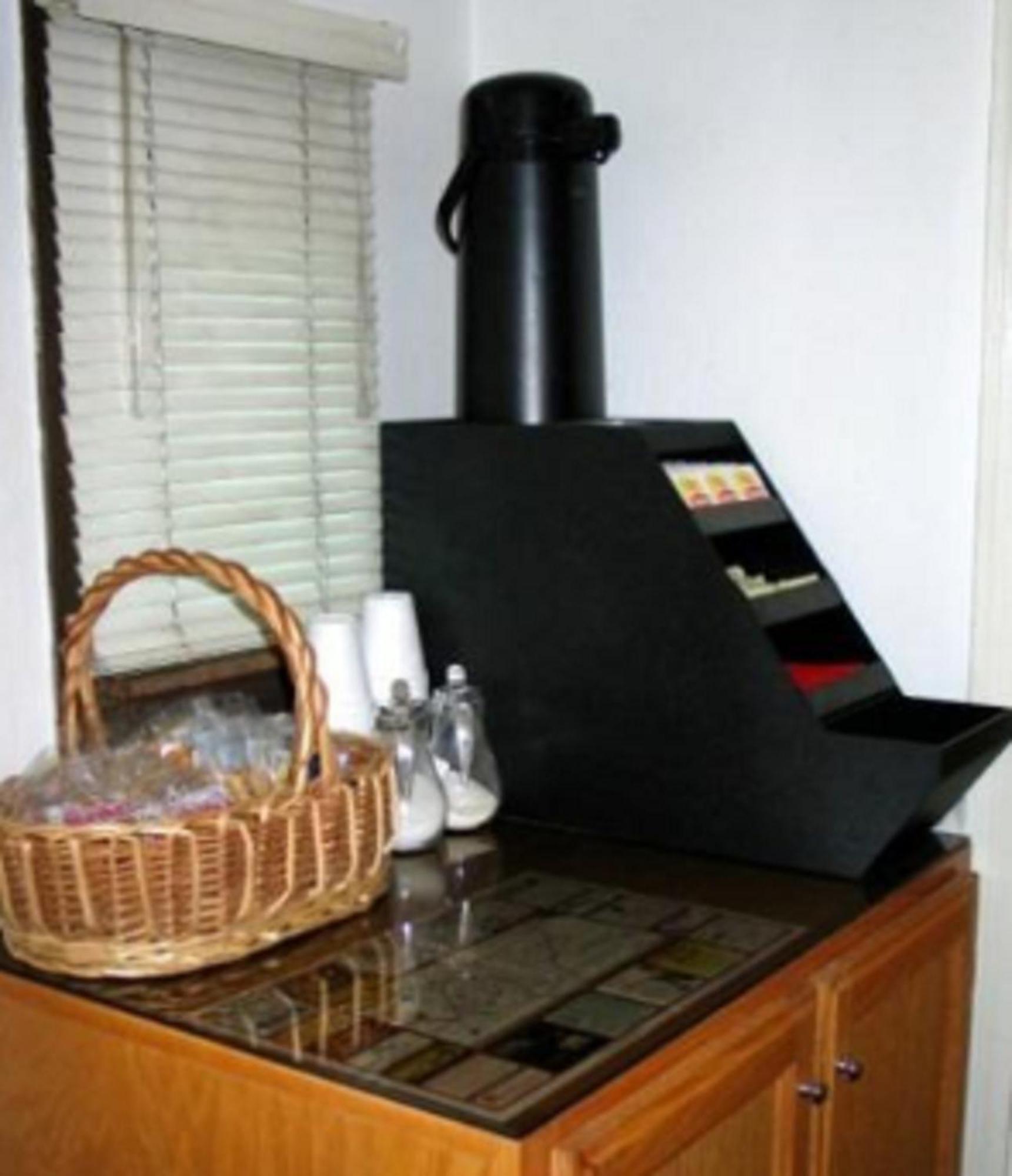 Sunset Inn And Suites West Sacramento Restaurant bilde
